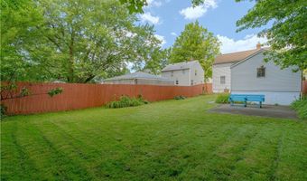 868 Davies Ave, Akron, OH 44306