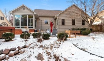 5318 N ROSEMARY Dr, Appleton, WI 54913