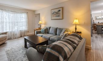 94 Georgetown Blvd, Barnegat, NJ 08005