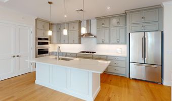4 Longview Dr 403, Atkinson, NH 03811