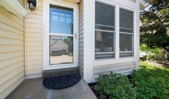 170 Cascade Terrace Dr, Ballwin, MO 63021
