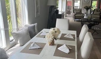 10 Johnston Way E, Bluffton, SC 29910