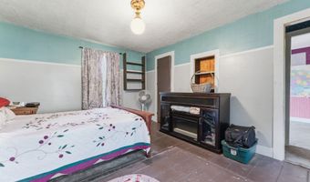 60 Chaplin St, Chaplin, CT 06235