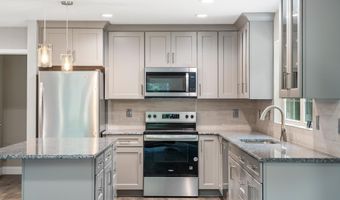 21 WILDE Gln, Albrightsville, PA 18210