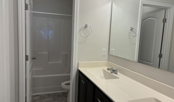 1375 Whitney Dr, Aberdeen, NC 28315