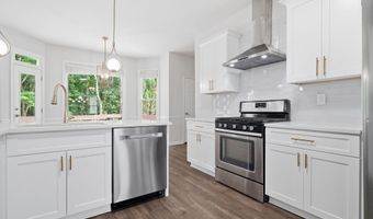 112 Adelaide Xing, Acworth, GA 30101