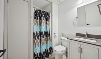 3824 Tower Pond Dr, Anoka, MN 55303