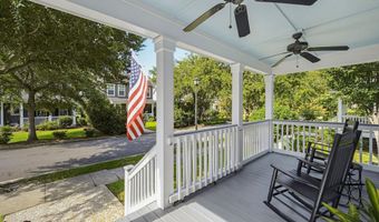 318 Cockle Ln, Beaufort, SC 29906