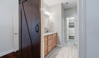 233 QUEENS GATE, Alabaster, AL 35114