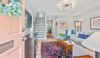313 N PAYNE St, Alexandria, VA 22314