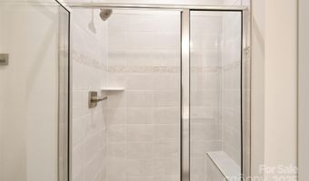 453 Spearfield Ln, Charlotte, NC 28205
