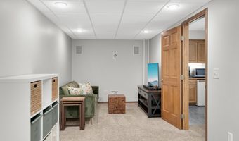 15030 Avocet St NW, Andover, MN 55304