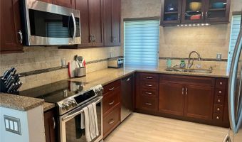 1451 GULF Blvd 204, Clearwater, FL 33767