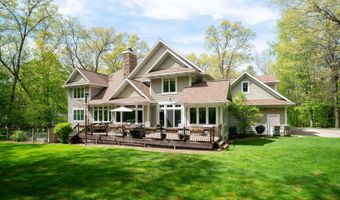 3099 Pickford Dr SE, Ada, MI 49301
