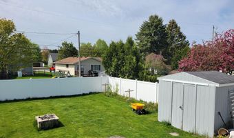 548 Plymouth Dr, Alpena, MI 49707