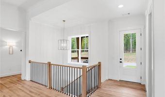44 WATERFRONT Way, Alexander City, AL 35010