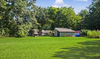 121 Peacock Rd, Barnesville, GA 30204