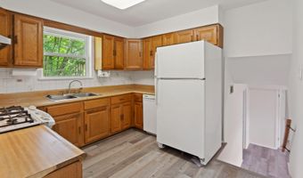 7106 JAYHAWK St, Annandale, VA 22003