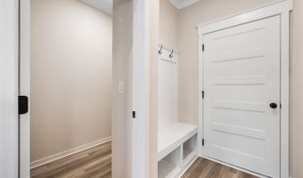 105 Chickadee Ct, Auburn, GA 30011
