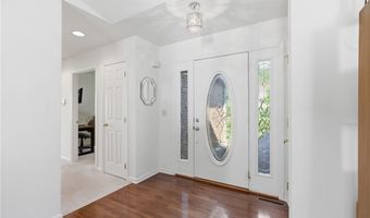 108 Winfield Manor Dr, Adams Twp., PA 16046