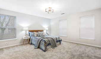 7532- F COXTON Ct 126, Alexandria, VA 22306