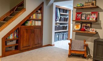 1911 6th Ave NW, Austin, MN 55912