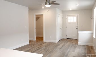 1906 Oregon Ln, Caldwell, ID 83605