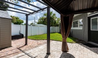 985 LAS FLORES Way, Orlando, FL 32804