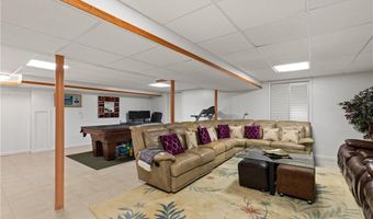 27 Alpine Estates Dr, Cranston, RI 02921