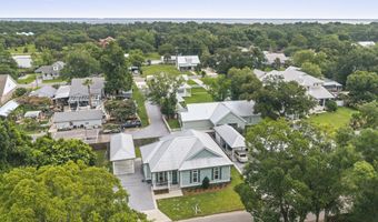 329 Saint George St, Bay St. Louis, MS 39520