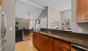 30 Brewer St 3, Newport, RI 02840
