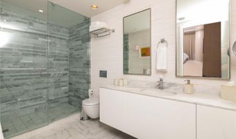 10201 E Collins Ave 1002, Bal Harbour, FL 33154