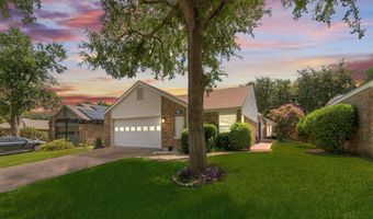 14826 Le Grande Dr, Addison, TX 75001