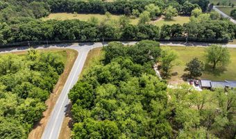2914 BARNABY Dr, Albany, GA 31721