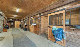 40 Dunbarton Center Rd, Bow, NH 03304