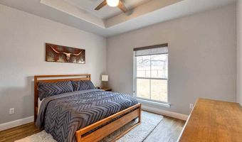 164 Crescent Rdg, Adkins, TX 78101