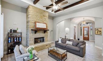 117 Crescent Rdg, Adkins, TX 78101