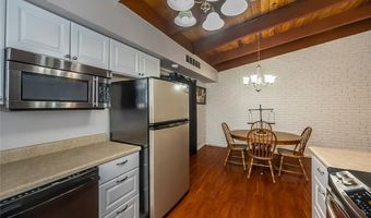 110 Coral Ter 13, Ballwin, MO 63011