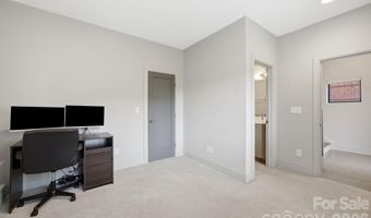 1026 Polaris Way, Charlotte, NC 28205