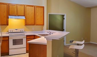 1354 Fox Pointe Cir, Ann Arbor, MI 48108