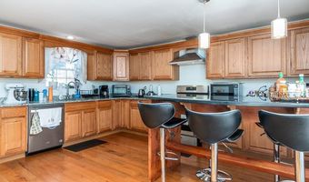3871 Mendon Rd, Cumberland, RI 02864
