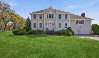 2 Stouffer Cir, Andover, MA 01810