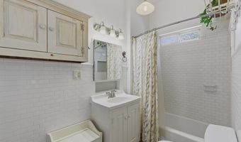 305 W Uvalde, Alpine, TX 79830