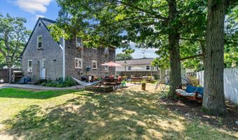 59 Belvedere Dr, Bristol, RI 02809