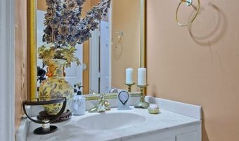 2530 E ALBERSON Dr, Albany, GA 31721