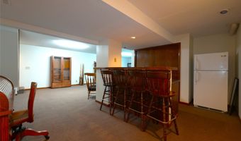 2003 Polk Dr, Ames, IA 50010