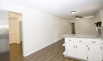 901 Glendale Dr, Aberdeen, NC 28315