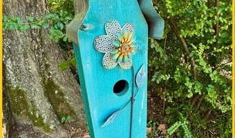 202 Bates St, Batesville, MS 38606