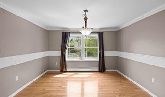5 Olivia Ct, Johnston, RI 02919