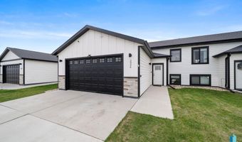 2026 ACE Ave, Brookings, SD 57006